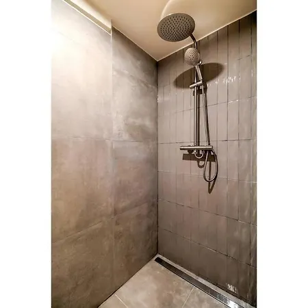 Apartamento 6pers # Pere Lachaise # Voltaire # 11